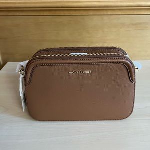 *NEW* Michael Kors Houston Large Crossgrain Leather Crossbody Bag (Luggage)